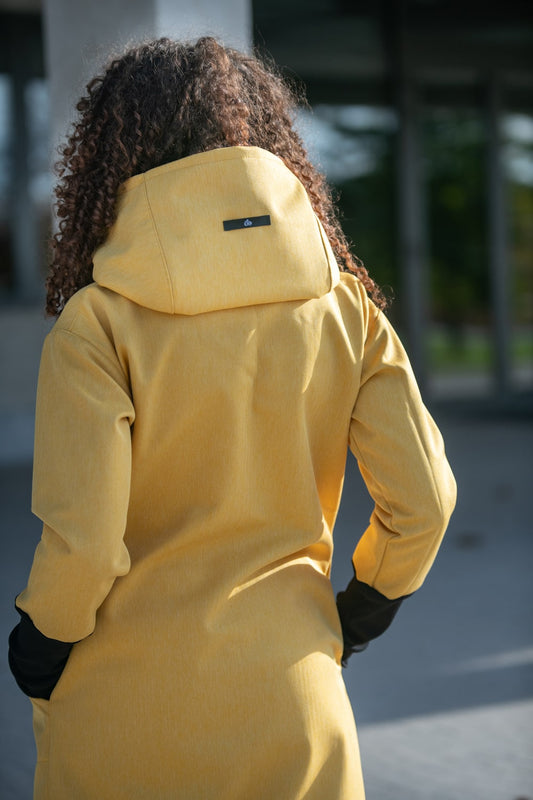 Dámský Softshellový kabát s kapucí – Žlutý – rybí kost